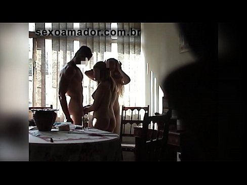 ❤️ L'amichi sessu invitanu un omu gigante è un trio cun ellu ️❌ Super sex à co.cassino-vulkan646.ru ﹏